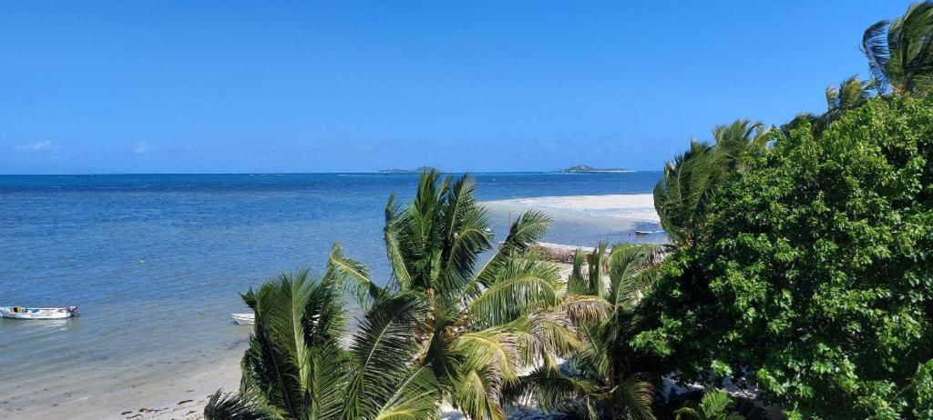 Diamond Plaza Hotel Grand Anse  Exterior photo